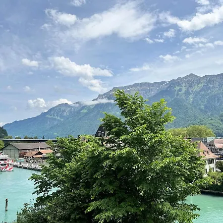 River-kissed Retreat With Iconic Jungfraujoch View Apartamento Interlaken
