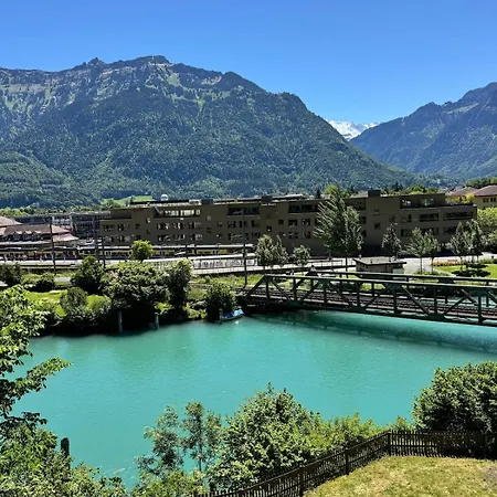 River-kissed Retreat With Iconic Jungfraujoch View Appartamento Interlaken
