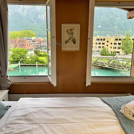 דירה River 3 - Kissed Retreat With Iconic Jungfraujoch View אינטרלאקן