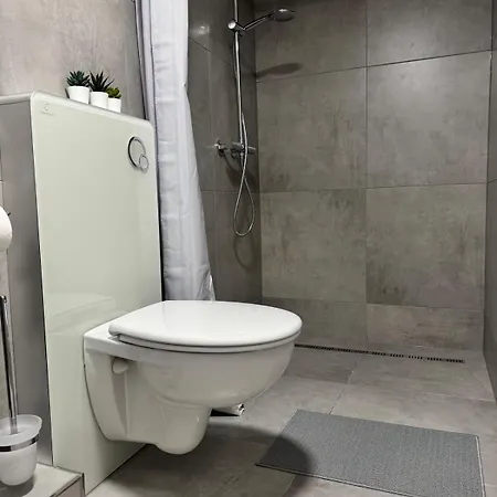 River 3 - Kissed Retreat With Iconic Jungfraujoch View דירה